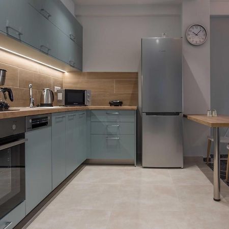 Central Spacious Apt Close To Port-Sites W/View 2 Iraklio Exterior foto